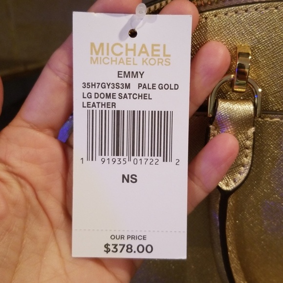 Michael kors purse - Picture 3 of 3